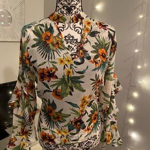 Sheer Blouse 🌿🌼🍁🌹